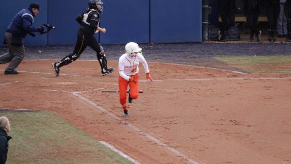 softball-power-hitting-stills-runner-after-hit